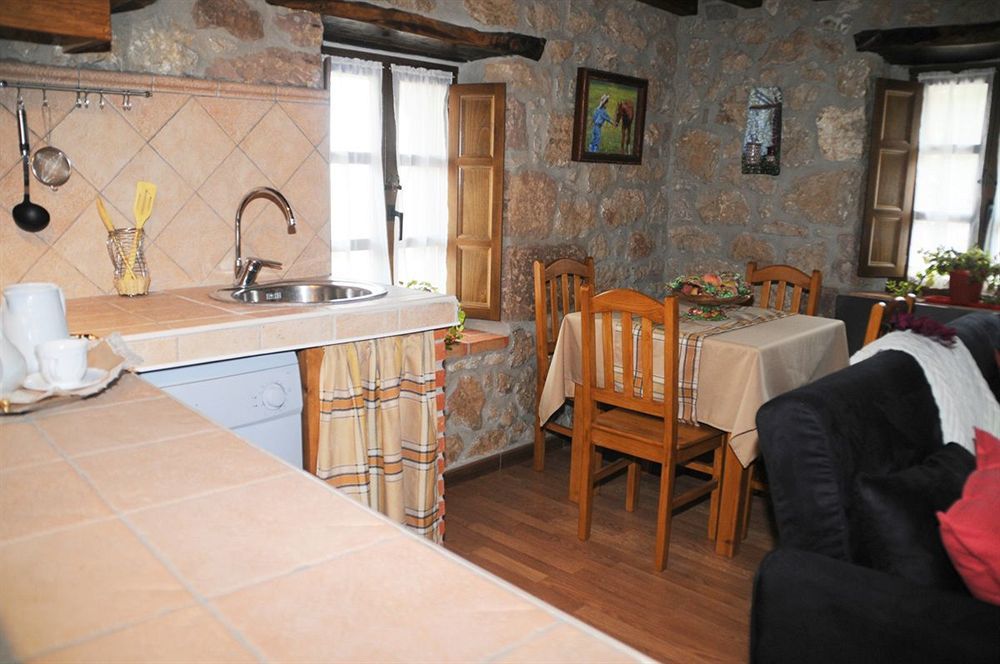 Apartamentos Rurales El Tio Pablo Picos De Europa Tresviso 외부 사진