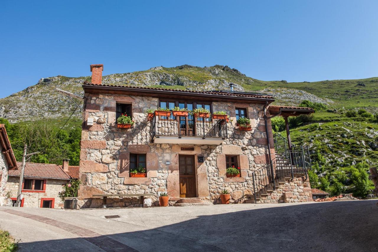 Apartamentos Rurales El Tio Pablo Picos De Europa Tresviso 외부 사진
